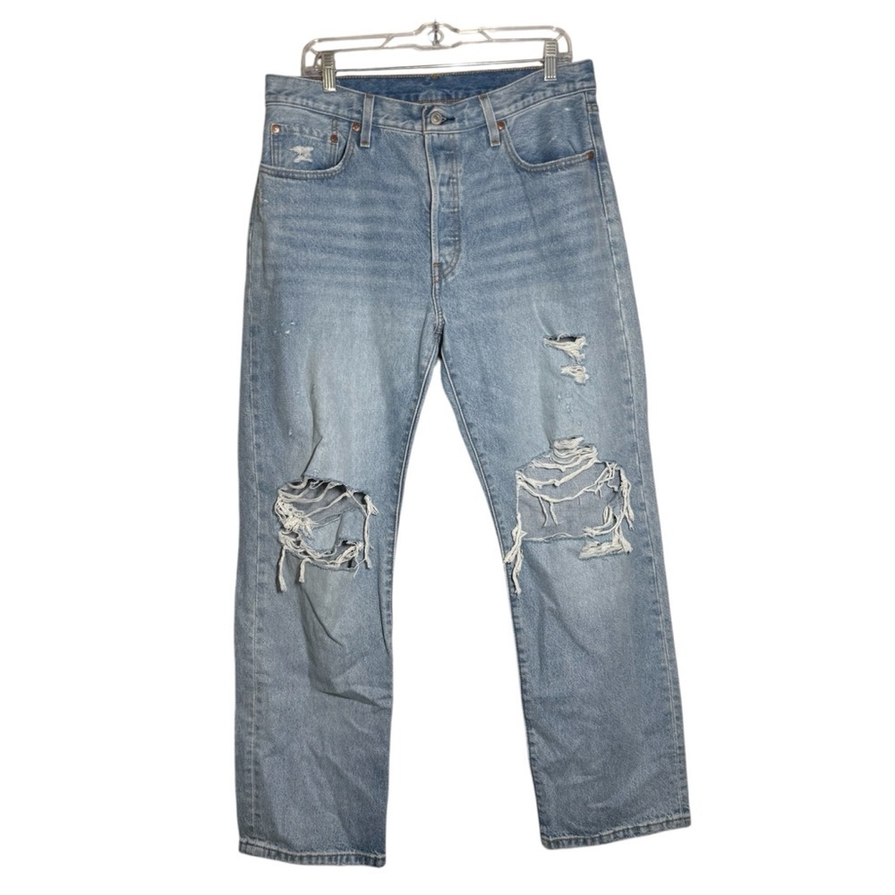 Levi’s 501 ‘90s Jeans Medium Blue Wash Size 31 x 30 Women’s Ripped Knees